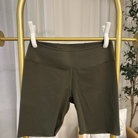 Uniqlo AIRism Bike Shorts - Picture 1 of 3